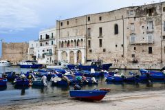 Haventje-Bari